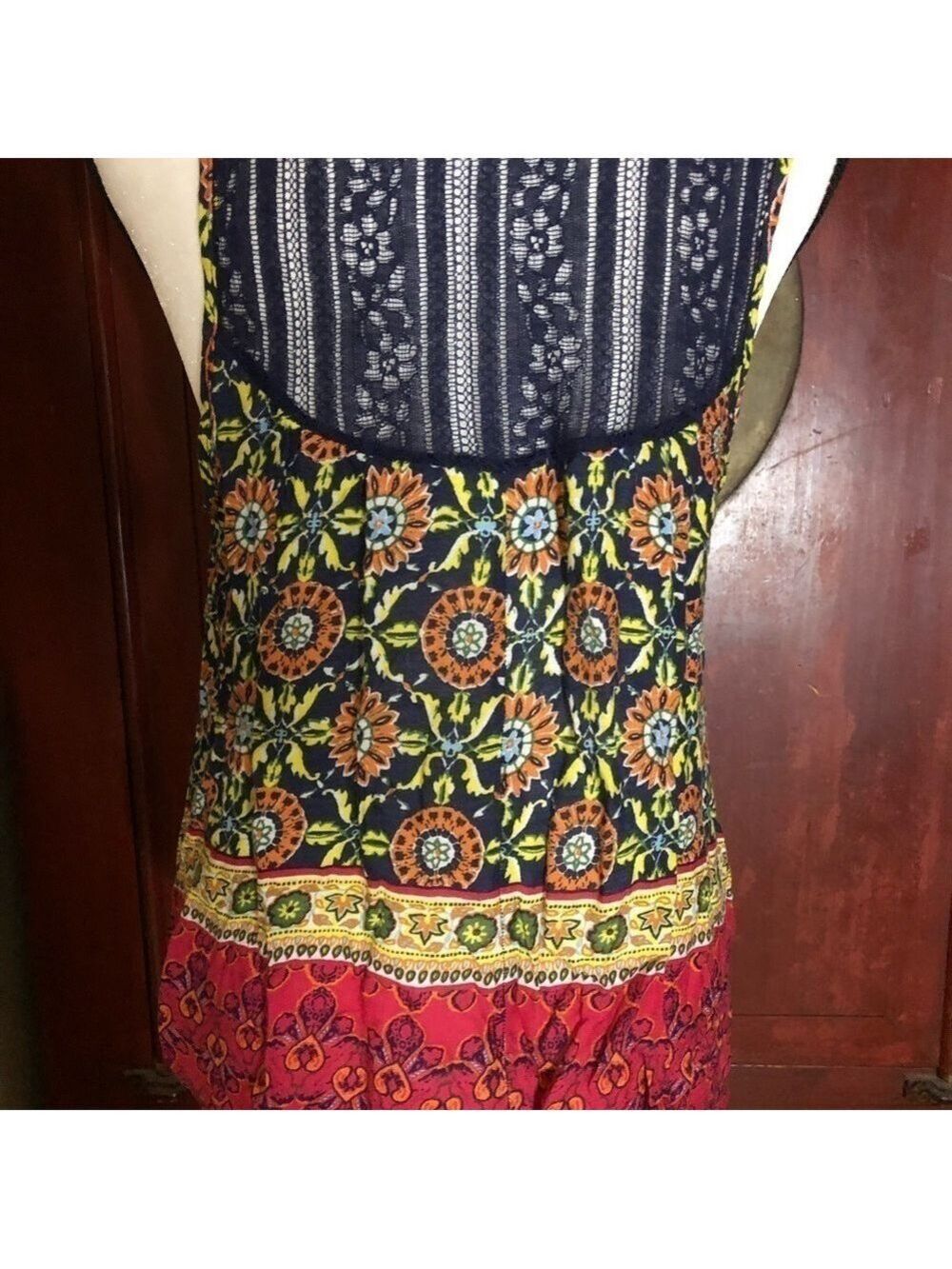 Boho Lacey Summer (M) Top Red, blues & yellow - Picture 3 of 6
